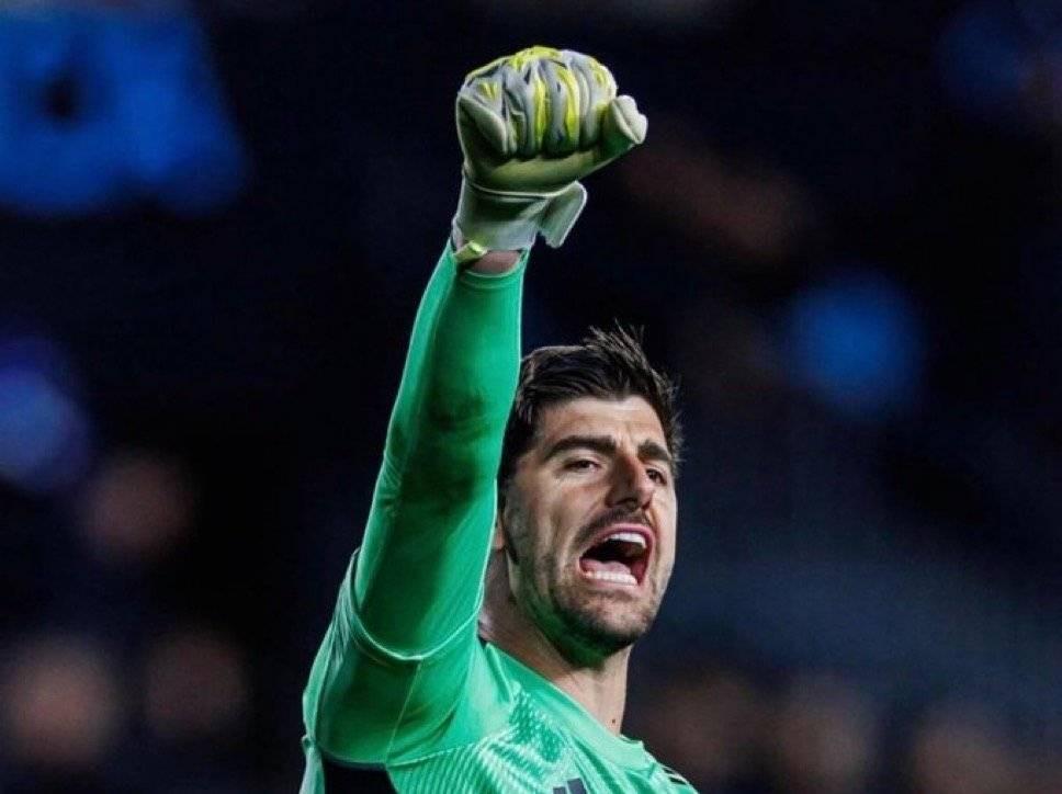 斗球体育APP下载-助攻型门将？库尔图瓦成为首位单赛季欧冠送上2+助攻的门将