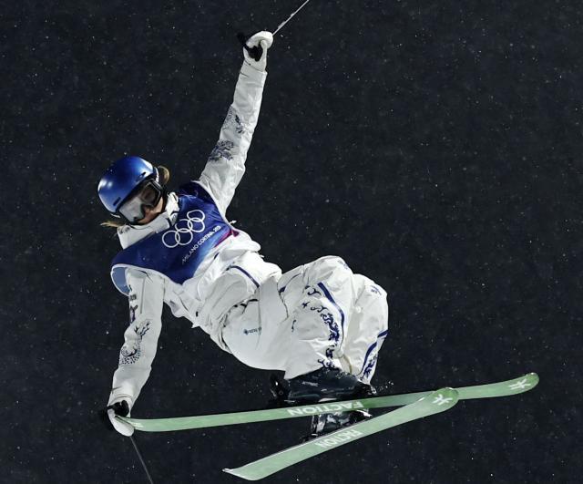 斗球直播在线观看-第5金!谷爱凌收获自由式滑雪女子U型场地技巧金牌